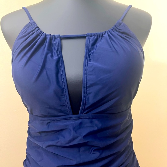 Navy Adjustable One piece - Picture 2 of 4